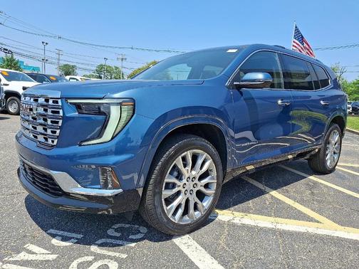 2025 GMC Acadia Denali