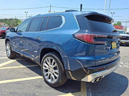 2025 GMC Acadia Denali