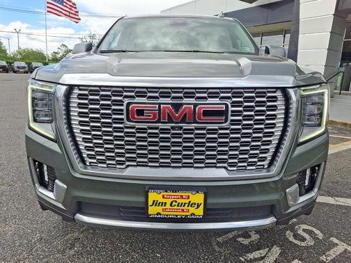 Frost 2023 GMC Yukon Denali