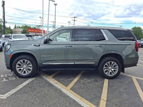 Frost 2023 GMC Yukon Denali