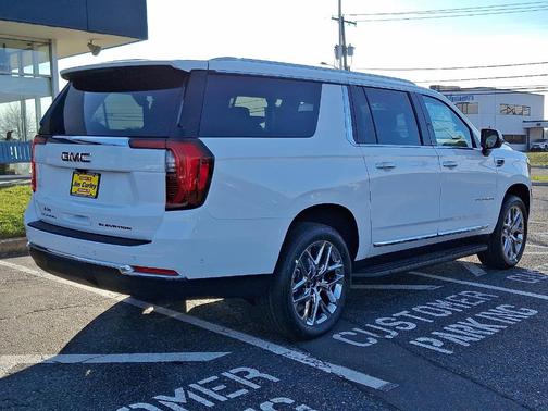 2026 GMC Yukon XL Elevation