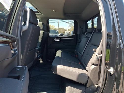 Onyx Black 2026 GMC Sierra 1500 Elevation