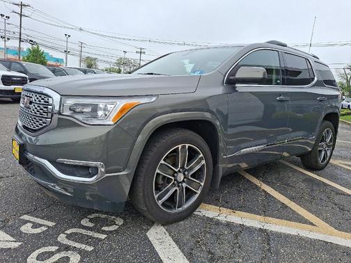 2018 GMC Acadia Denali