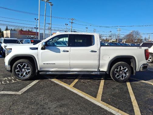 2023 GMC Sierra 1500 SLT