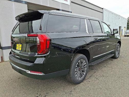 2025 GMC Yukon XL Elevation