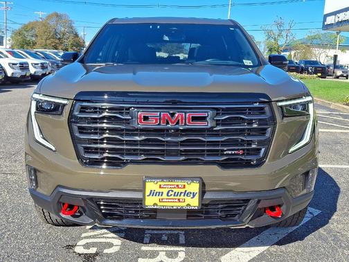 2024 GMC Acadia AT4