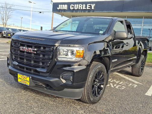 2022 GMC Canyon Elevation Standard