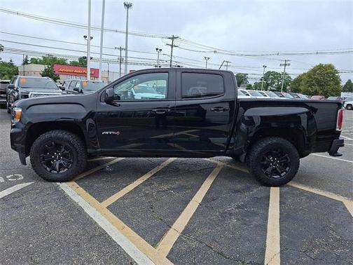 2022 GMC Canyon AT4 w/Leather