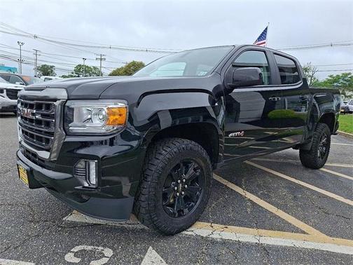 2022 GMC Canyon AT4 w/Leather