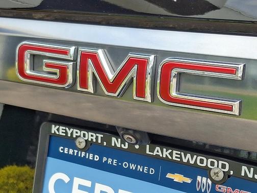 2022 GMC Yukon XL AT4