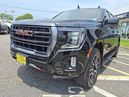 2022 GMC Yukon XL AT4
