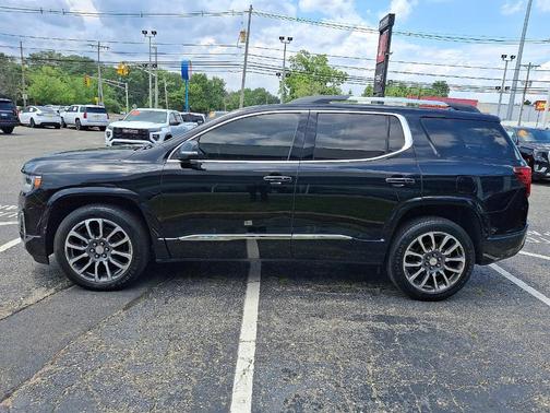 2021 GMC Acadia Denali