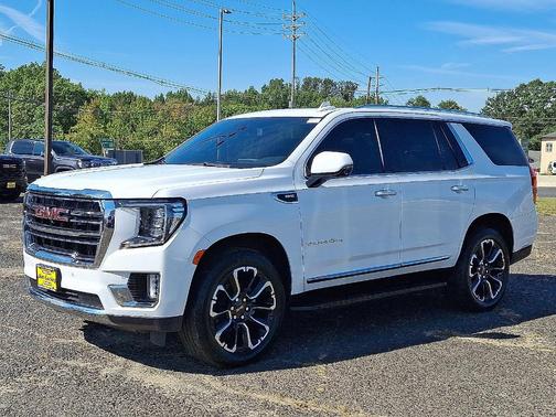 2022 GMC Yukon SLT