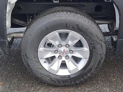 Summit White 2026 GMC Sierra 1500 Pro