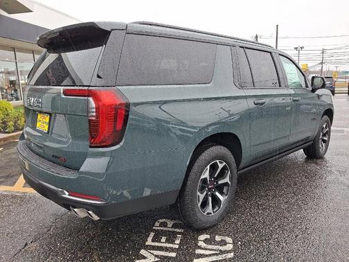 2026 GMC Yukon XL AT4