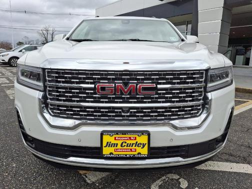 2022 GMC Acadia Denali