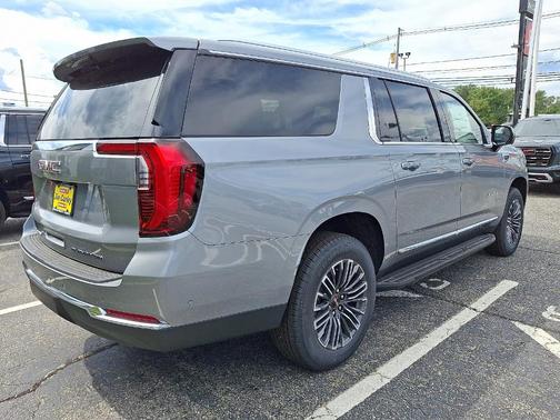 2025 GMC Yukon XL Elevation
