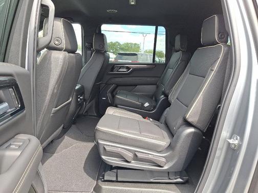 2025 GMC Yukon XL Elevation