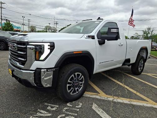 Summit White 2026 GMC Sierra 3500 SLE