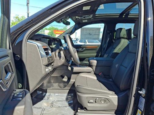 Onyx Black 2026 GMC Yukon XL Denali