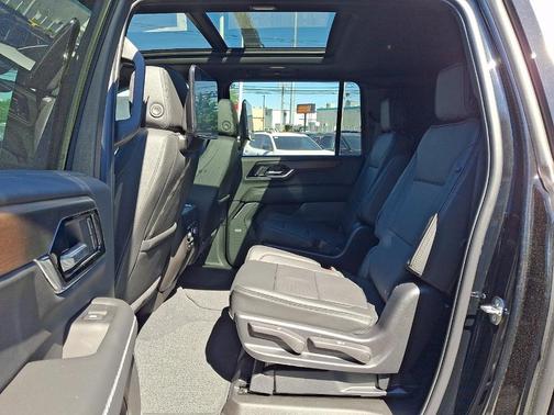 Onyx Black 2026 GMC Yukon XL Denali