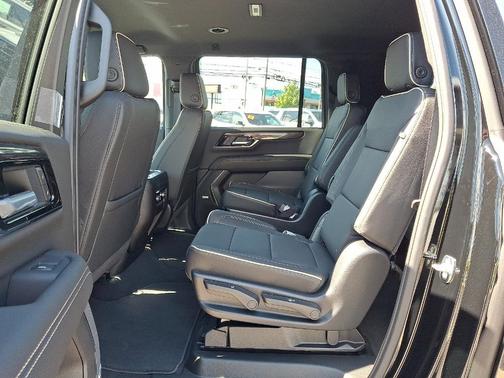 2025 GMC Yukon XL Elevation
