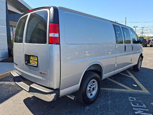 Quicksilver Metallic 2026 GMC Savana 3500 Work Van