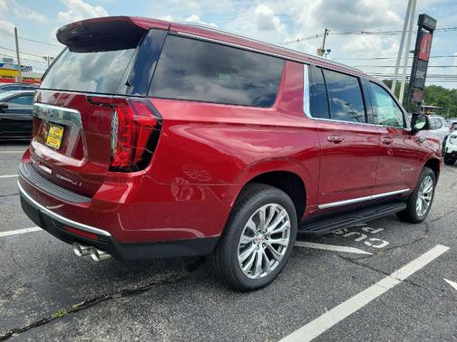 2024 GMC Yukon XL Denali