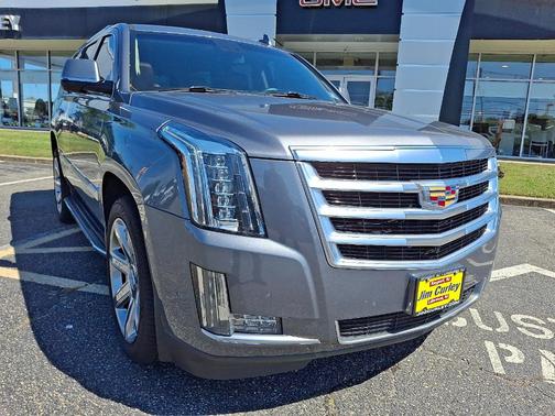 2019 Cadillac Escalade Luxury