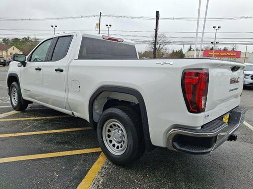 Summit White 2026 GMC Sierra 1500 Pro