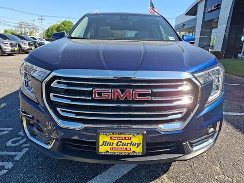 Marine Metallic 2022 GMC Terrain SLT