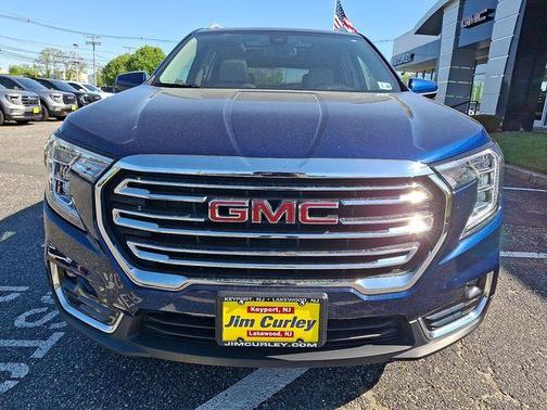 Marine Metallic 2022 GMC Terrain SLT