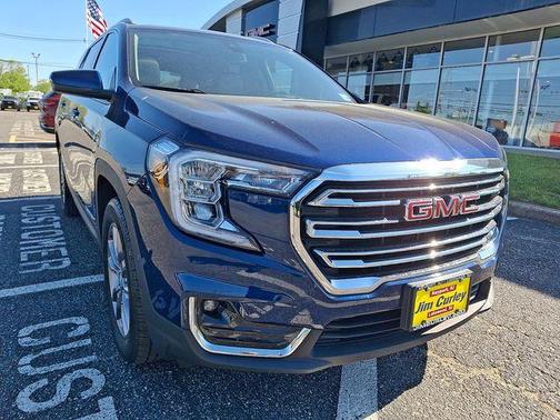 Marine Metallic 2022 GMC Terrain SLT