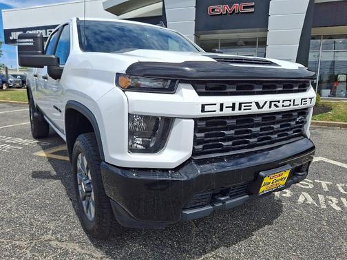 Summit White 2023 Chevrolet Silverado 2500 Custom