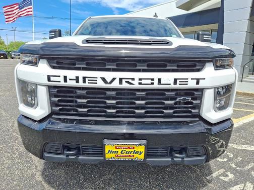 Summit White 2023 Chevrolet Silverado 2500 Custom