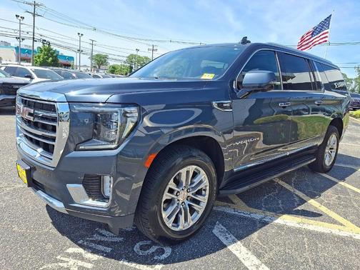 Dark Sky Metallic 2021 GMC Yukon XL SLT