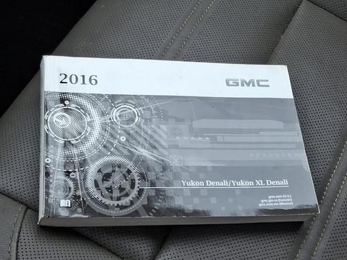 2016 GMC Yukon XL Denali