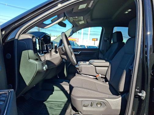 Onyx Black 2026 GMC Sierra 1500 Elevation