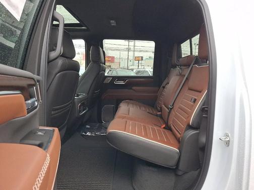 Glacier White 2026 GMC Sierra 2500 Denali Ultimate