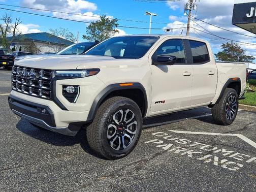 2026 GMC Canyon AT4