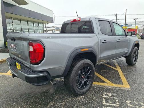 Sterling 2026 GMC Canyon Elevation