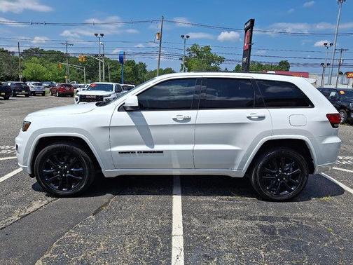 2021 Jeep Grand Cherokee Laredo X
