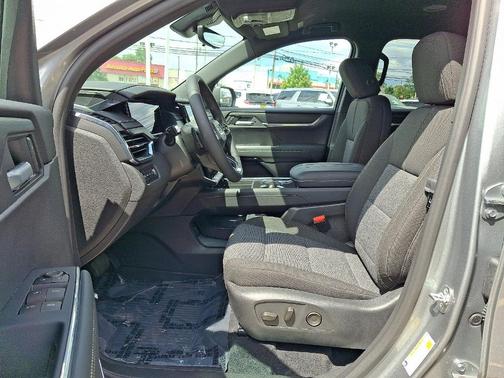 Sterling 2026 GMC Acadia Elevation