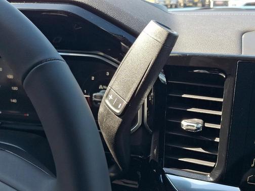 Onyx Black 2026 GMC Sierra 1500 Elevation