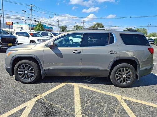 2019 GMC Acadia SLT-1