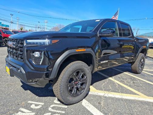 2025 GMC Canyon 2WD Elevation