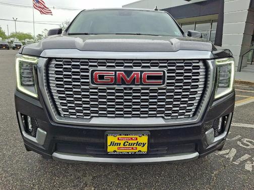 Onyx Black 2023 GMC Yukon XL Denali