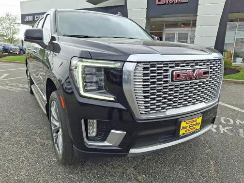 Onyx Black 2023 GMC Yukon XL Denali