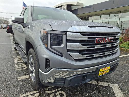 2023 GMC Sierra 1500 SLE