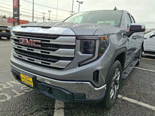 2023 GMC Sierra 1500 SLE